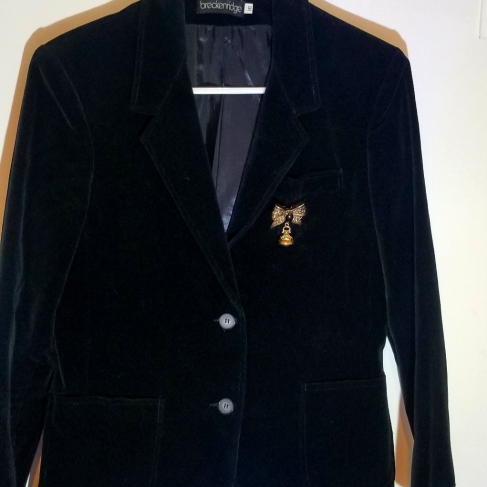Vintage Breckentidge Evening Blazer with Charm